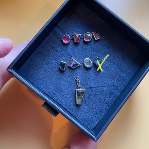 Mettle and Silver Geometric Winza Ruby Sapphire Reserves for Catluu639